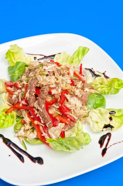 Geroosterd rundvlees salade — Stockfoto