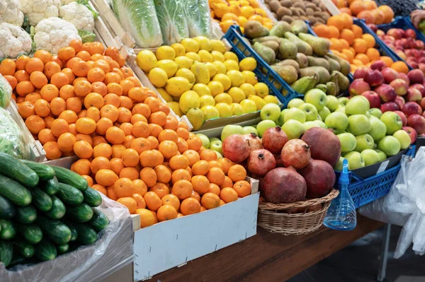 Sortimento de frutas frescas — Fotografia de Stock