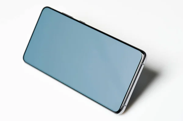 Blank Moderna Vista Isometrica Smartphone Isolato Sfondo Studio — Foto Stock