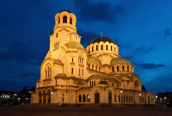Photo de nuit de la cathédrale Alexandar Nevsky à Sofia — Photo