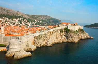 panoramik deniz manzaralı eski dubrovnik Körfezi ve kentin wa