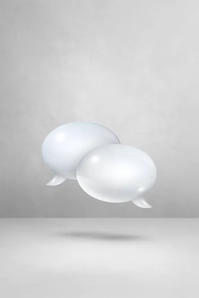 Белые Пузыри Речи Изолированы Светло Сером Вертикальном Фоне — стоковое фото