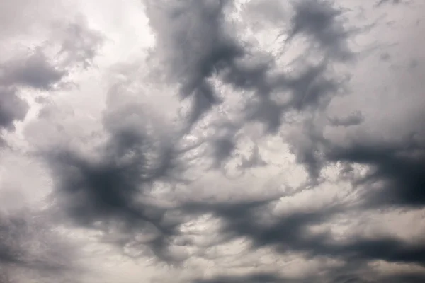 폭풍우가 구름으로 — 스톡 사진