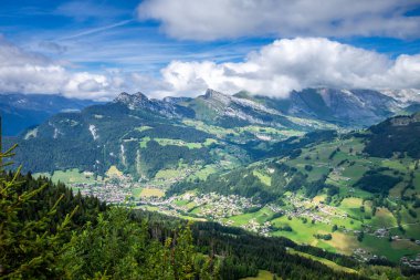 Grand-Bornand 'daki dağ manzarası, Haute-savoie, Fransa