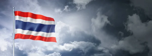 Drapeau Thaïlande Sur Ciel Nuageux Rendu Tridimensionnel — Photo