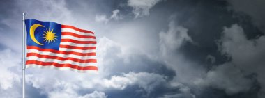 Bulutlu bir gökyüzünde Malezya bayrağı, üç boyutlu görüntüleme