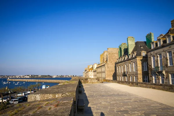Stärkta Murar Och Staden Saint Malo Bretagne Frankrike — Stockfoto
