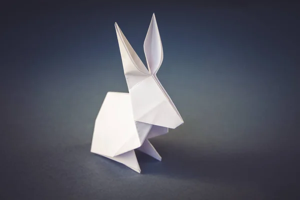Origami Lapin Papier Blanc Isolé Sur Fond Blanc Gris — Photo