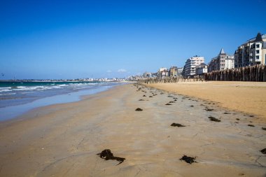 Saint-Malo Sahili ve İngiltere, Fransa