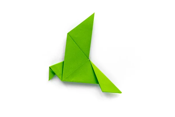 Yeşil Kağıt Güvercin Origamisi Boş Beyaz Bir Arkaplanda Izole Edildi — Stok fotoğraf