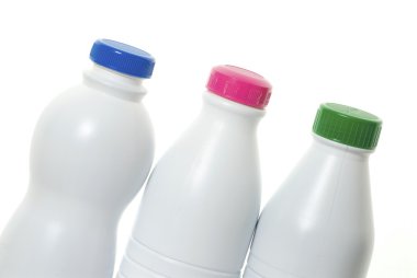 süt şişeleri