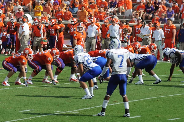 Clemson's Kyle Parker at the line of scrimmage — Stock Photo, Image