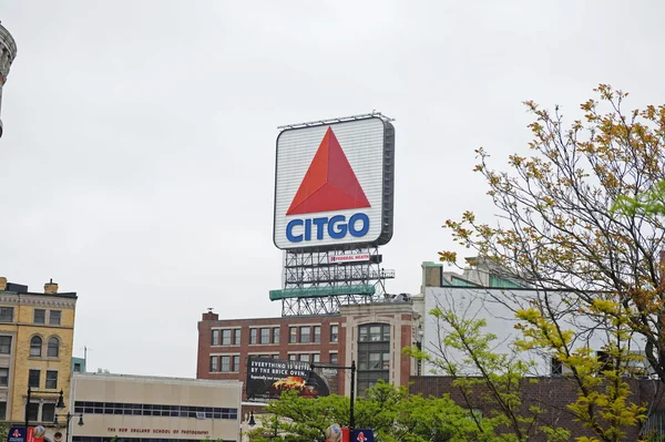 Citgo schild in der nähe von fenway park in boston massachusetts lizenzfreie Stockbilder