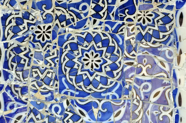 Ceramic mosaic in Park guell — Stock Photo, Image