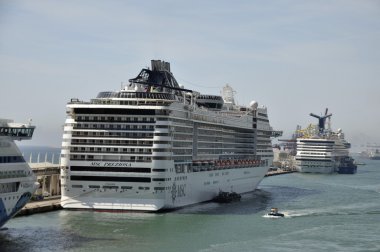 barcelona limanda gemi cruise