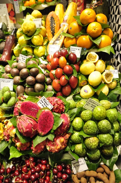 Markt in Barcelona, Spanje — Stockfoto