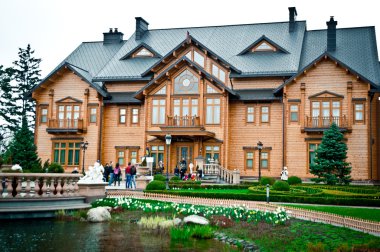 Mezhyhirya residence