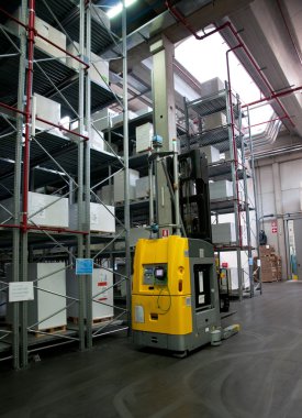 Basımevi: Otomatik depo (kağıt için)
