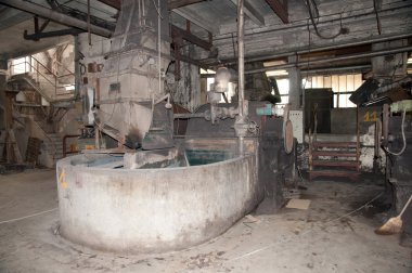 Kağıt ve selüloz fabrikası