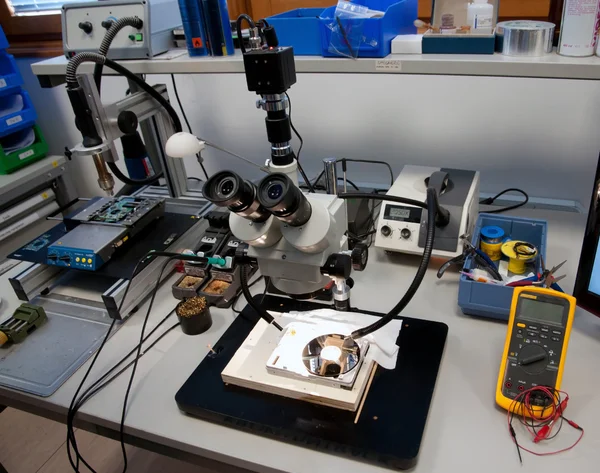 Laboratory for recovering data — Stock Photo, Image