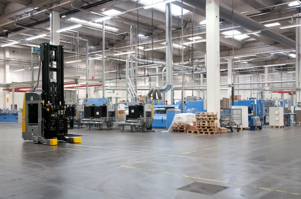 Druckerei: automatisiertes Lager (für Papier)) — Stockfoto