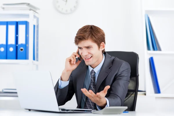 Businessman working in the office — Stock Photo, Image