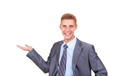 mutlu bir gülümseme açık tutun genç iş adamı boş kopya alanı için palm