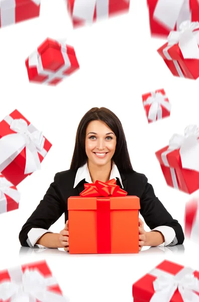 Щаслива посмішка бізнес-леді біла подарункова коробка — стокове фото
