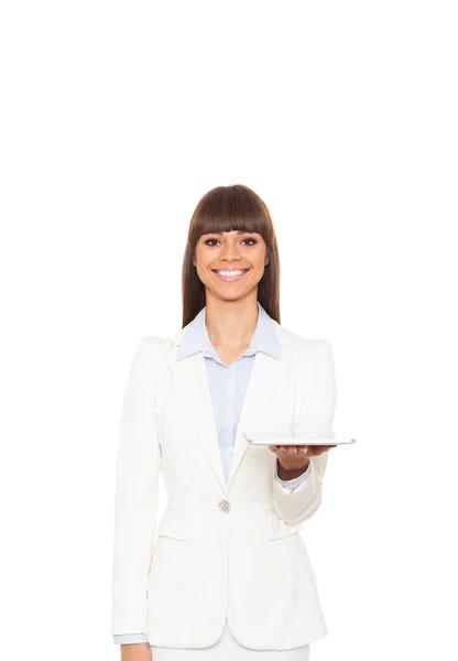 Biznes kobieta szczęśliwy uśmiech trzymać komputer pad tablet — Zdjęcie stockowe