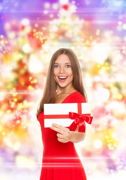 Happy girl hold red gift card — Stock Photo, Image