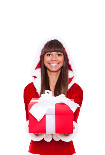 Ragazza di Natale in possesso di regalo scatola regalo — Foto Stock