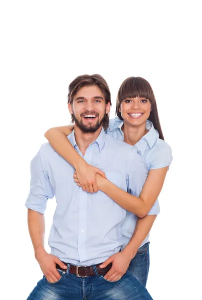 Schönes junges glückliches Paar — Stockfoto