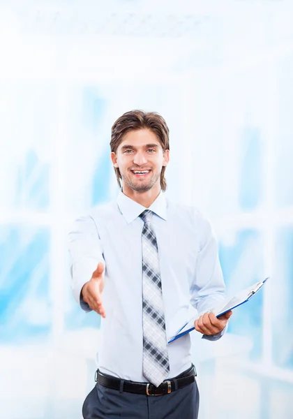 Geschäftsmann Handschlag, Hand halten Willkommensgeste — Stockfoto