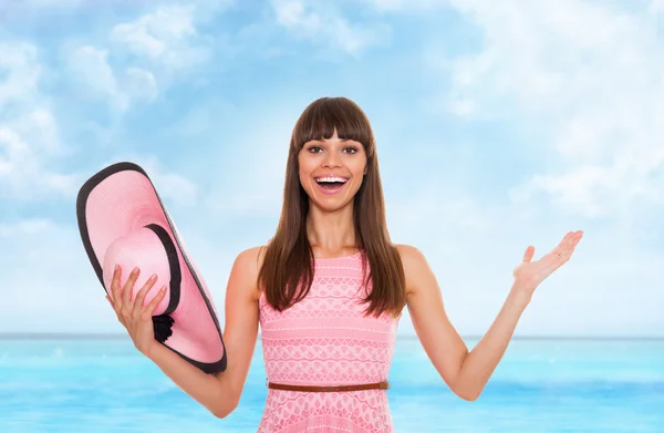 Woman on summer vacation — Stock Photo, Image