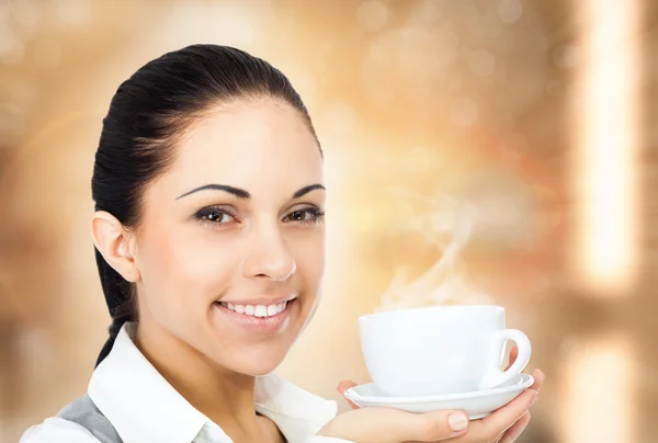 Mulher de negócios com xícara de café — Fotografia de Stock