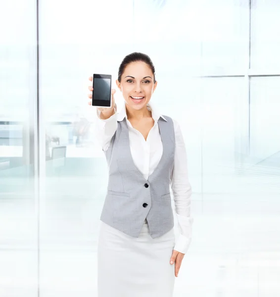 Mujer de negocios con teléfono inteligente —  Fotos de Stock