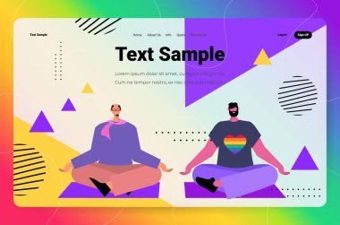 Lotus 'ta yoga egzersizi yapan eşcinsel çift LGBT geçit töreni gurur festivali transseksüel aşk konsepti pozu veriyor.