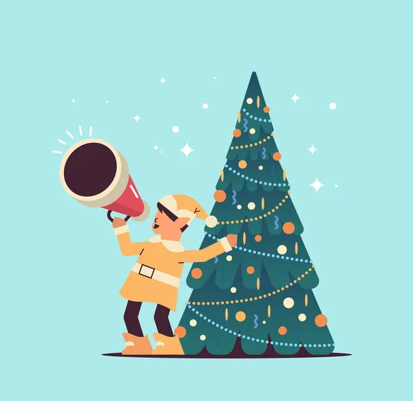 Elfo gridando in megafono Babbo Natale helper fare annuncio nuovo anno e festa di Natale — Vettoriale Stock