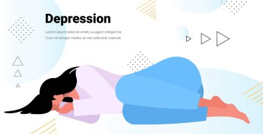 Depresyondaki kadının ağlaması mutsuz kız çaresiz ruh sağlığı hastalıkları depresyon konsepti.