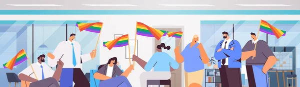 인종 사업가들은 무지개 깃발을 들고 있고 게이 레즈비언들은 사랑의 퍼레이드를 하고 있습니다. — 스톡 벡터