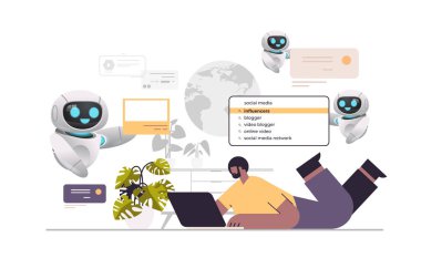 Robot yardımcıları olan bir adam laptoptaki arama çubuğunda etkili kişileri seçiyor sosyal medya etkileyicisi yapay zeka
