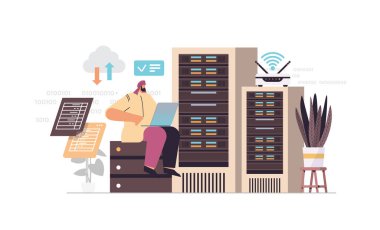 Veri merkezinde çalışan Arap işadamı sunucu bilgisayar izleme veritabanına ev sahipliği yapıyor