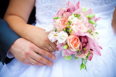 Düğün grup ellerinde