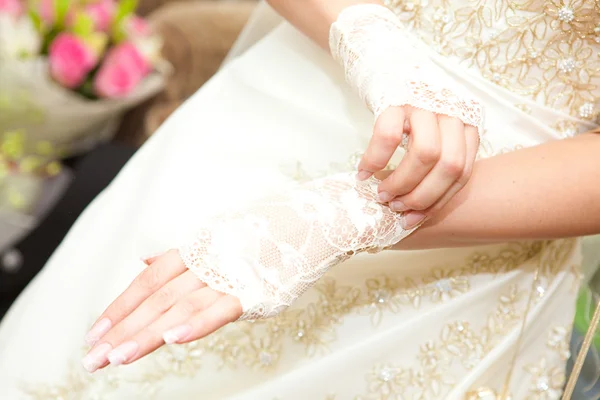 Vestido blanco de la novia . —  Fotos de Stock