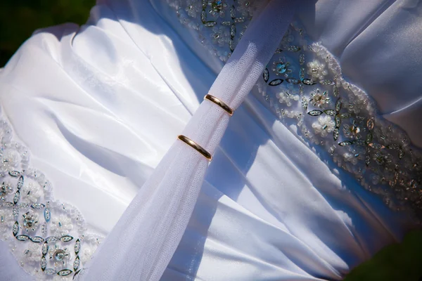 Wedding rings — Stock Photo, Image