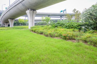 Üstgeçit Köprüsü