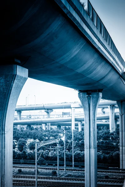 Brückenüberführung — Stockfoto
