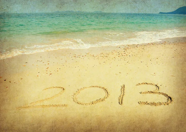 Číslo 2013 na pláži Sunrise — Stock fotografie