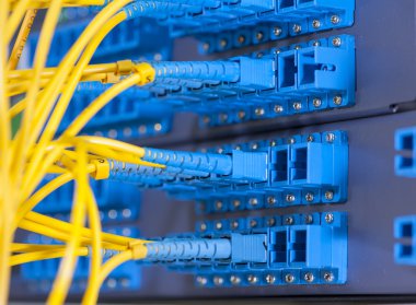 Ağ iletişimi ve Internet sunucu odası