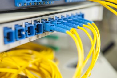 Ağ iletişimi ve Internet sunucu odası